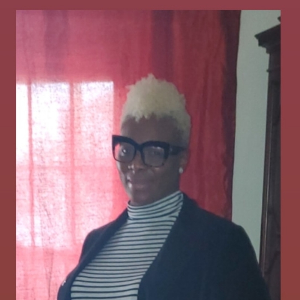 Meet your Posher, Theresa